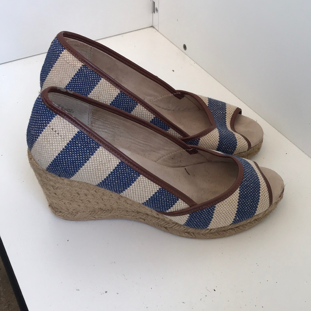 G. H. Bass & co platform Sz 7M